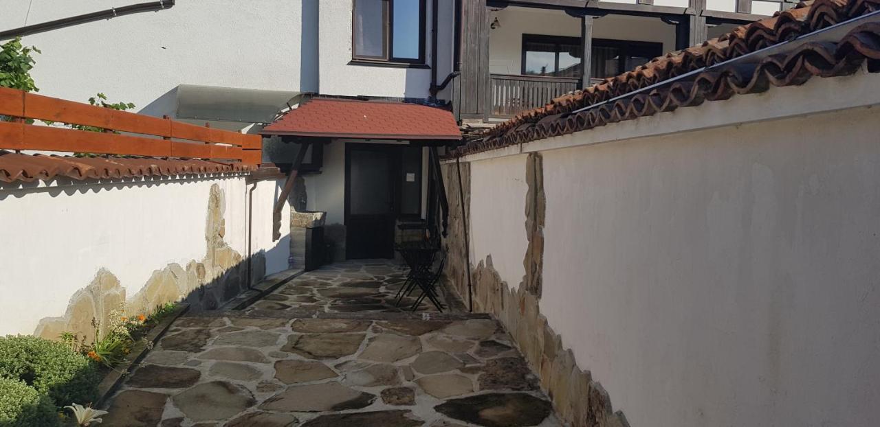 Часовника Hotel Tryavna Ngoại thất bức ảnh