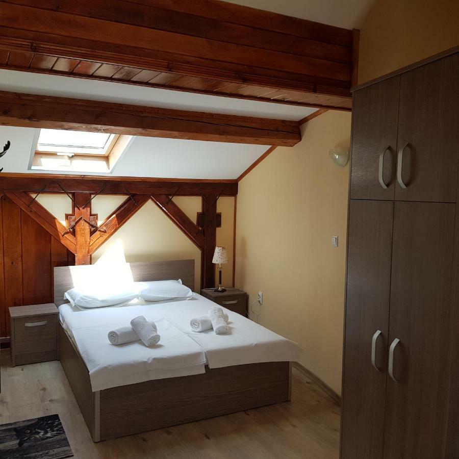 Часовника Hotel Tryavna Ngoại thất bức ảnh