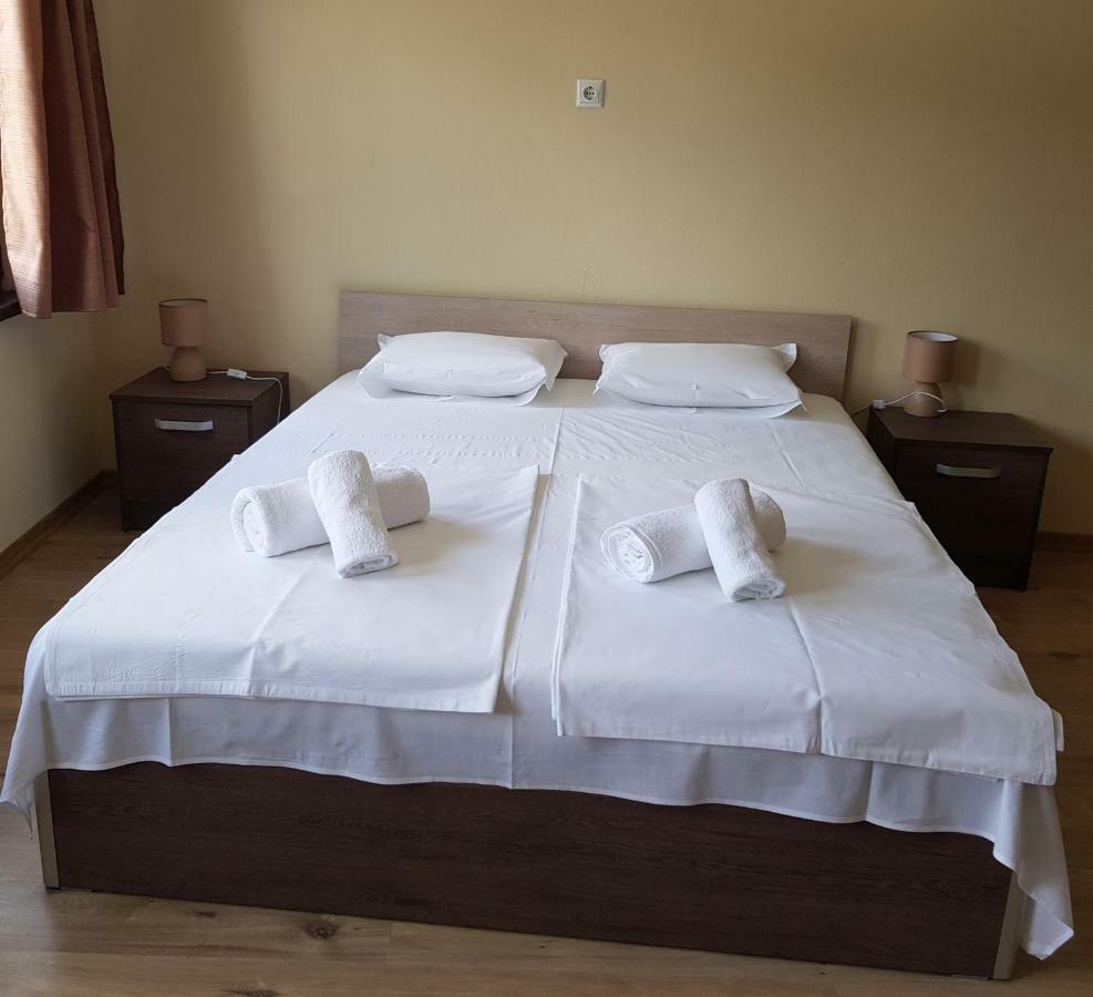 Часовника Hotel Tryavna Ngoại thất bức ảnh