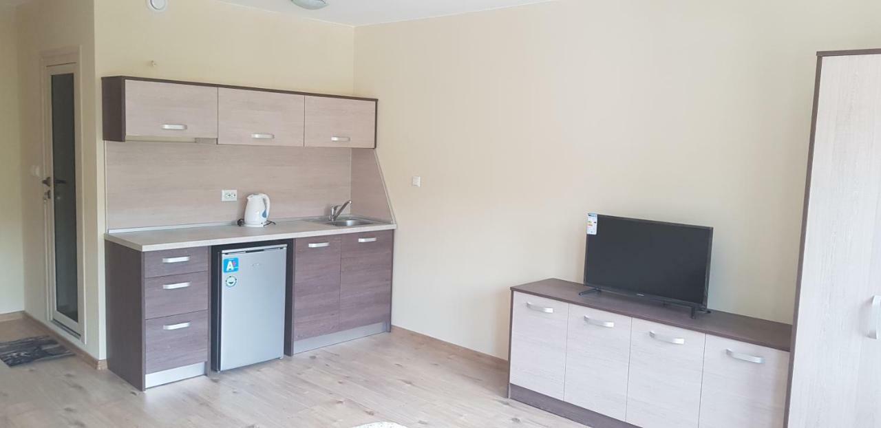Часовника Hotel Tryavna Ngoại thất bức ảnh