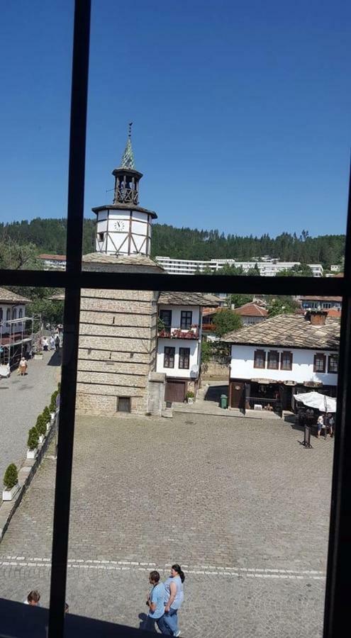 Часовника Hotel Tryavna Ngoại thất bức ảnh