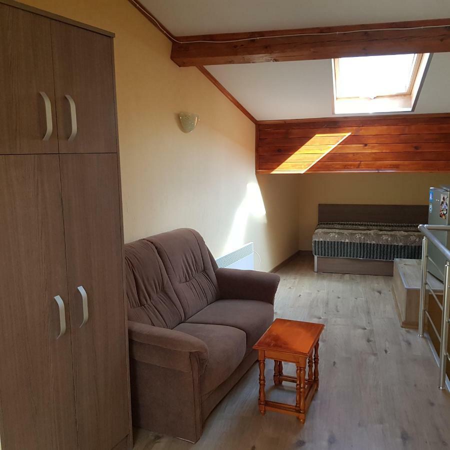 Часовника Hotel Tryavna Ngoại thất bức ảnh